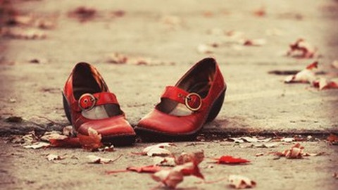 scarpe rosse femminicidio