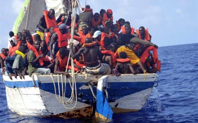 migranti barcone